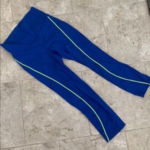 Lululemon cropped leggings